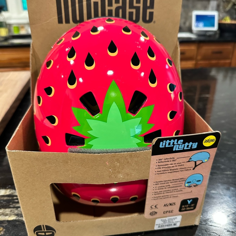 Nutcase Little Nutty MIPS Youth Helmet, Strawberry Pattern